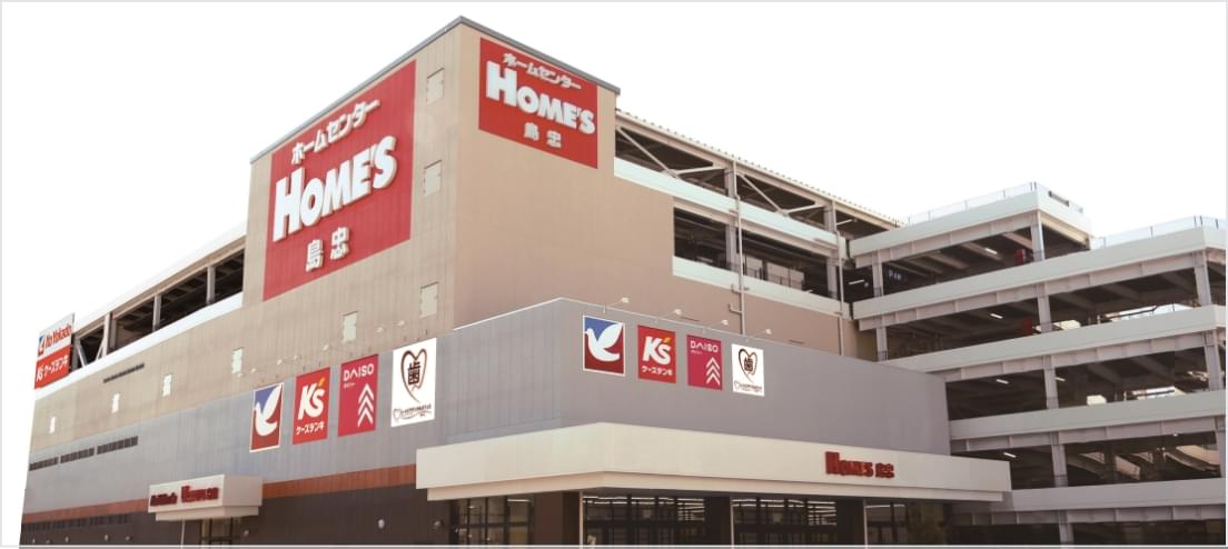 Urban-type stores/Exterior view of K's Denki store that establishment jointly with other stores of different formats.
